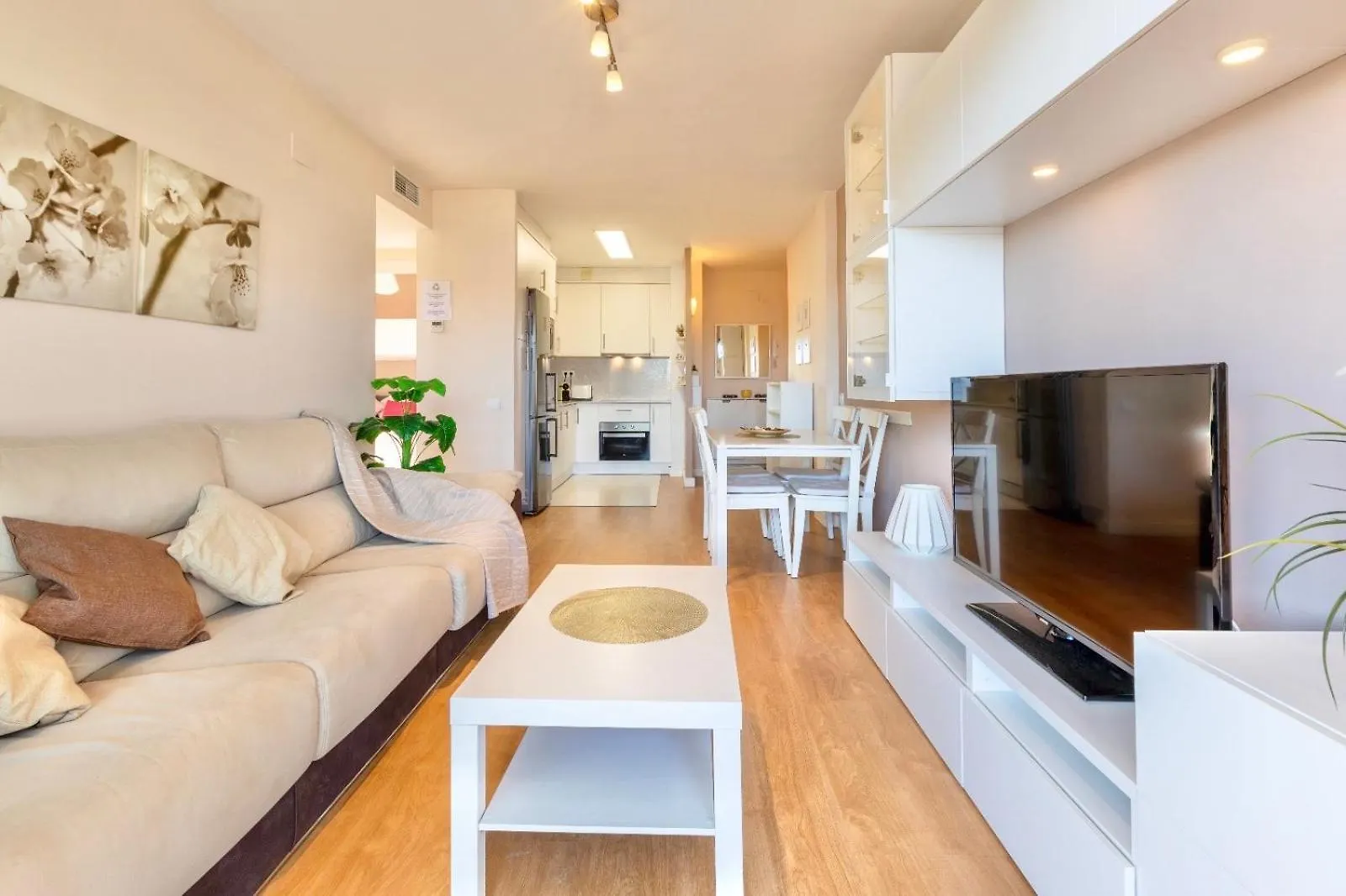 Mediterranean Way La Pineda Apartment
